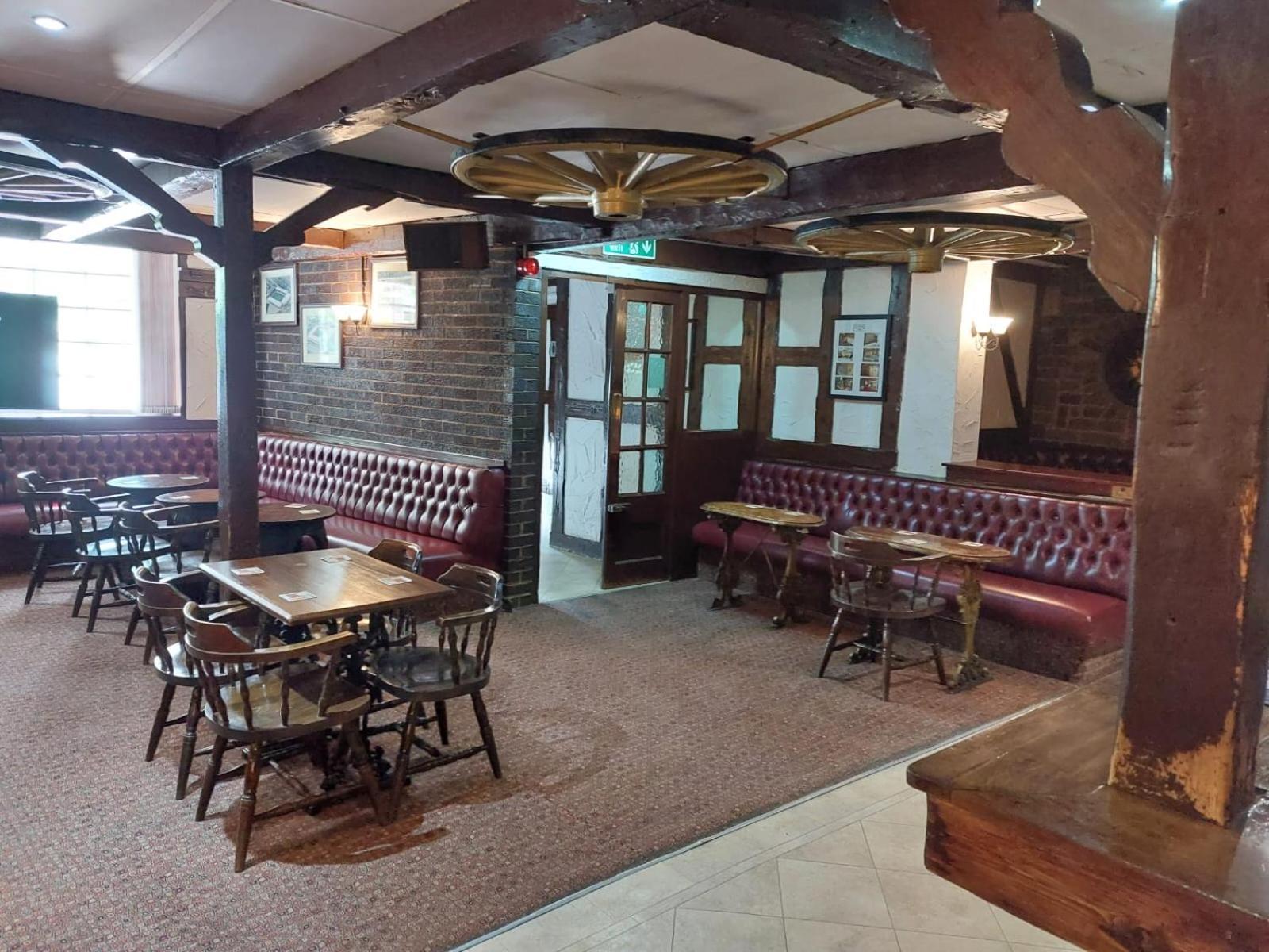 Moorville Hall *
