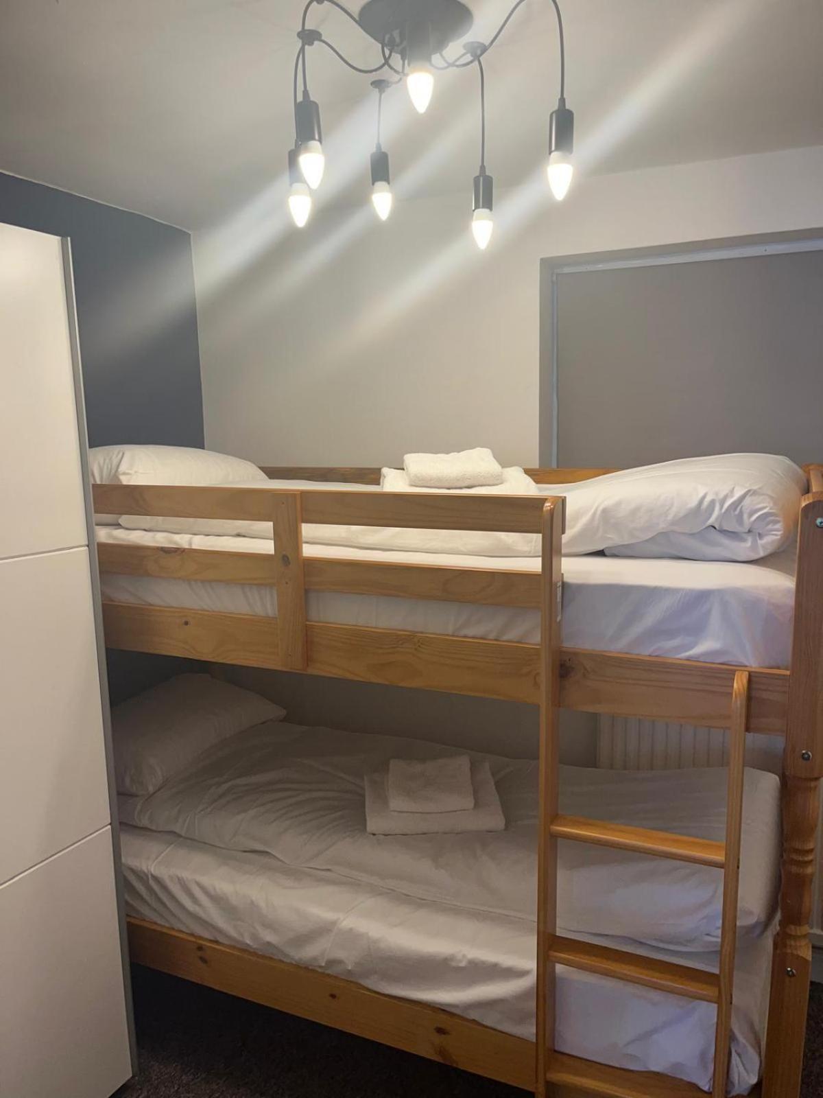 Moorville Hall Отель Stoke-on-Trent