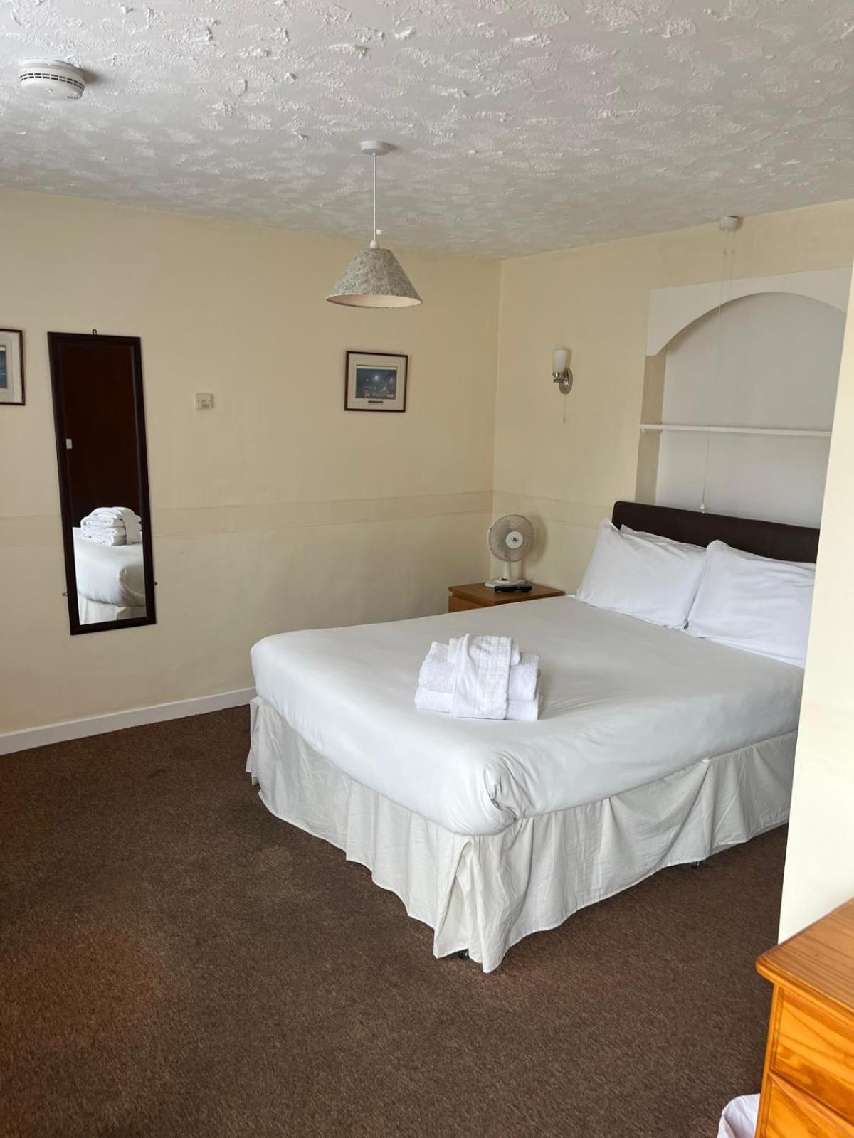 Hotel Moorville Hall *